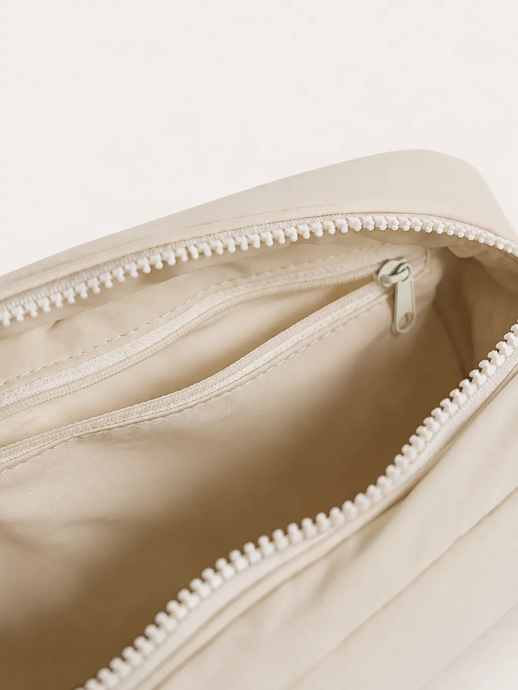 Joy Pouch, product view 3
